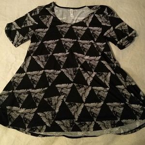 LuLaRoe Perfect T